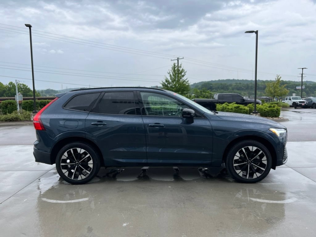 Used 2026 Volvo XC60 B5 Plus w/ Protection Package Premier AWD/4WD image 22