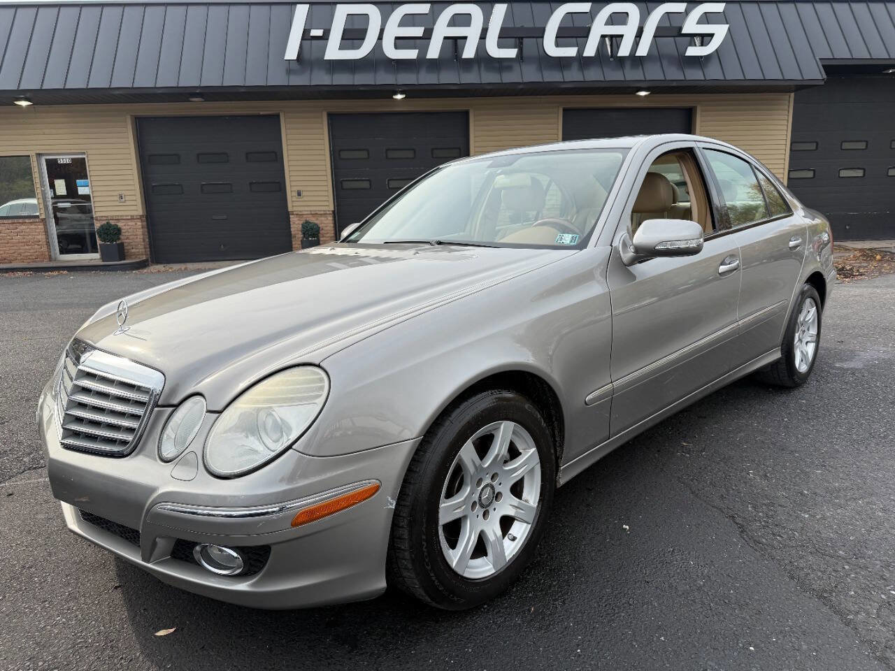 Used 2008 Mercedes-Benz E 320 BlueTEC Sedan image 38