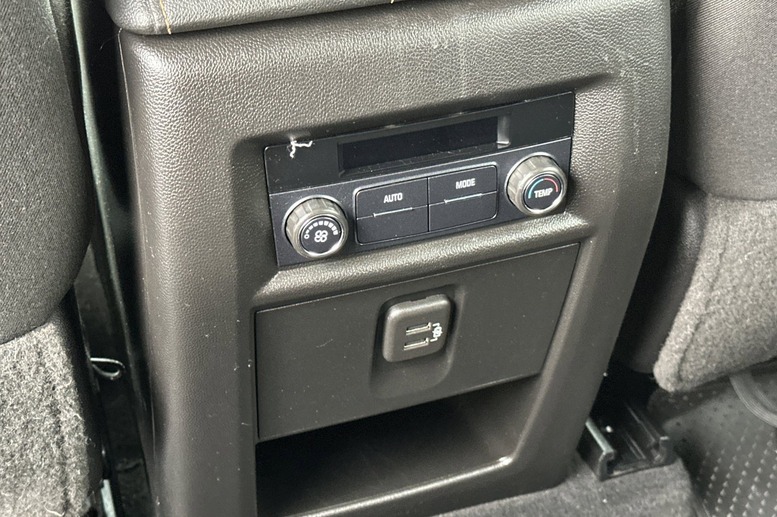 Used 2020 Chevrolet Traverse LS image 43