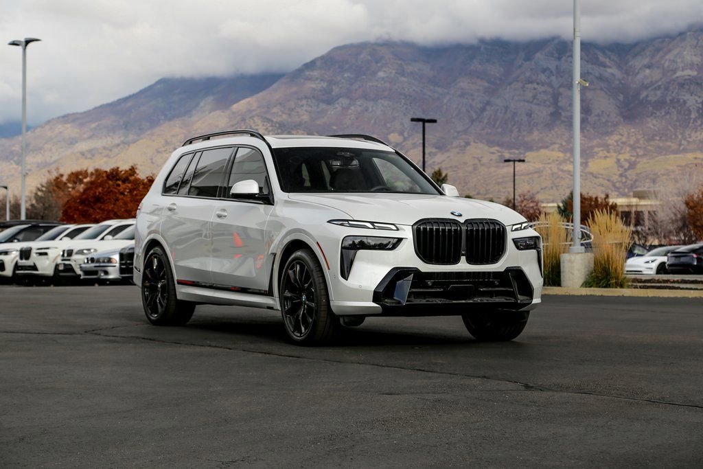 New 2026 BMW X7 xDrive40i image 7