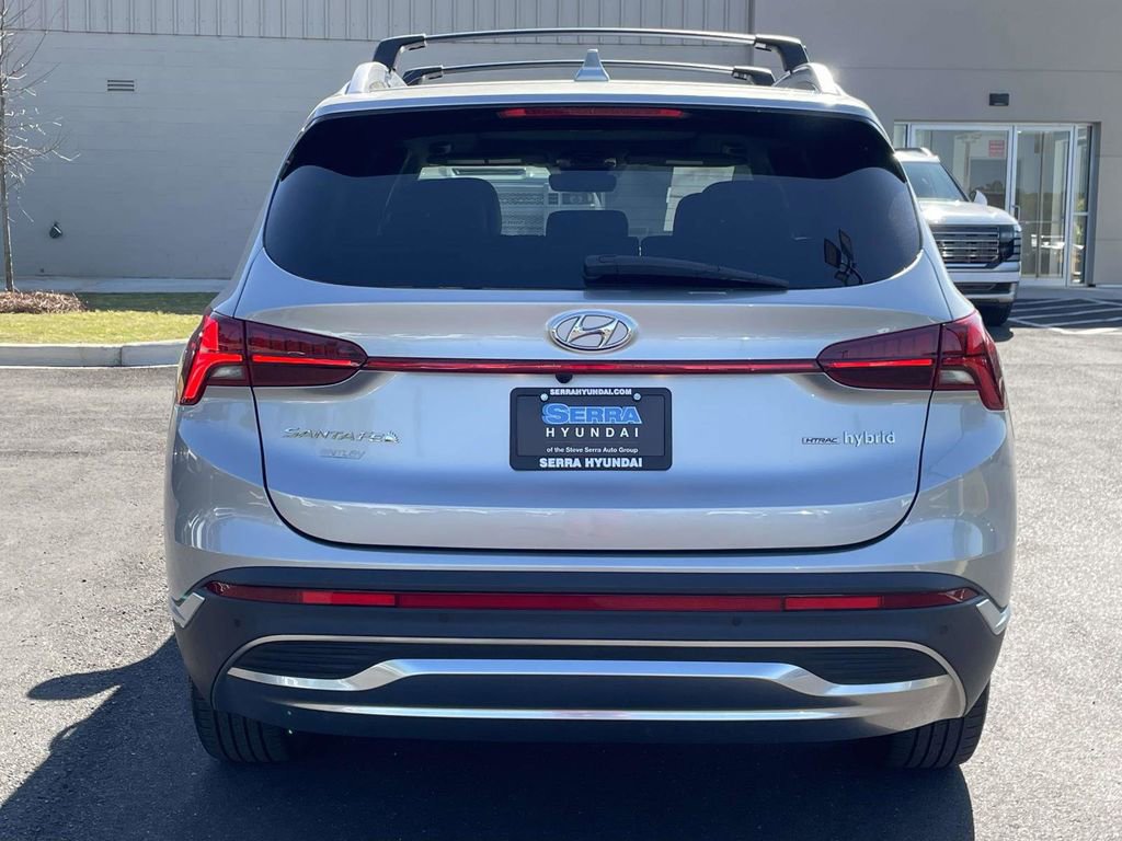 Used 2023 Hyundai Santa Fe SEL Premium image 4