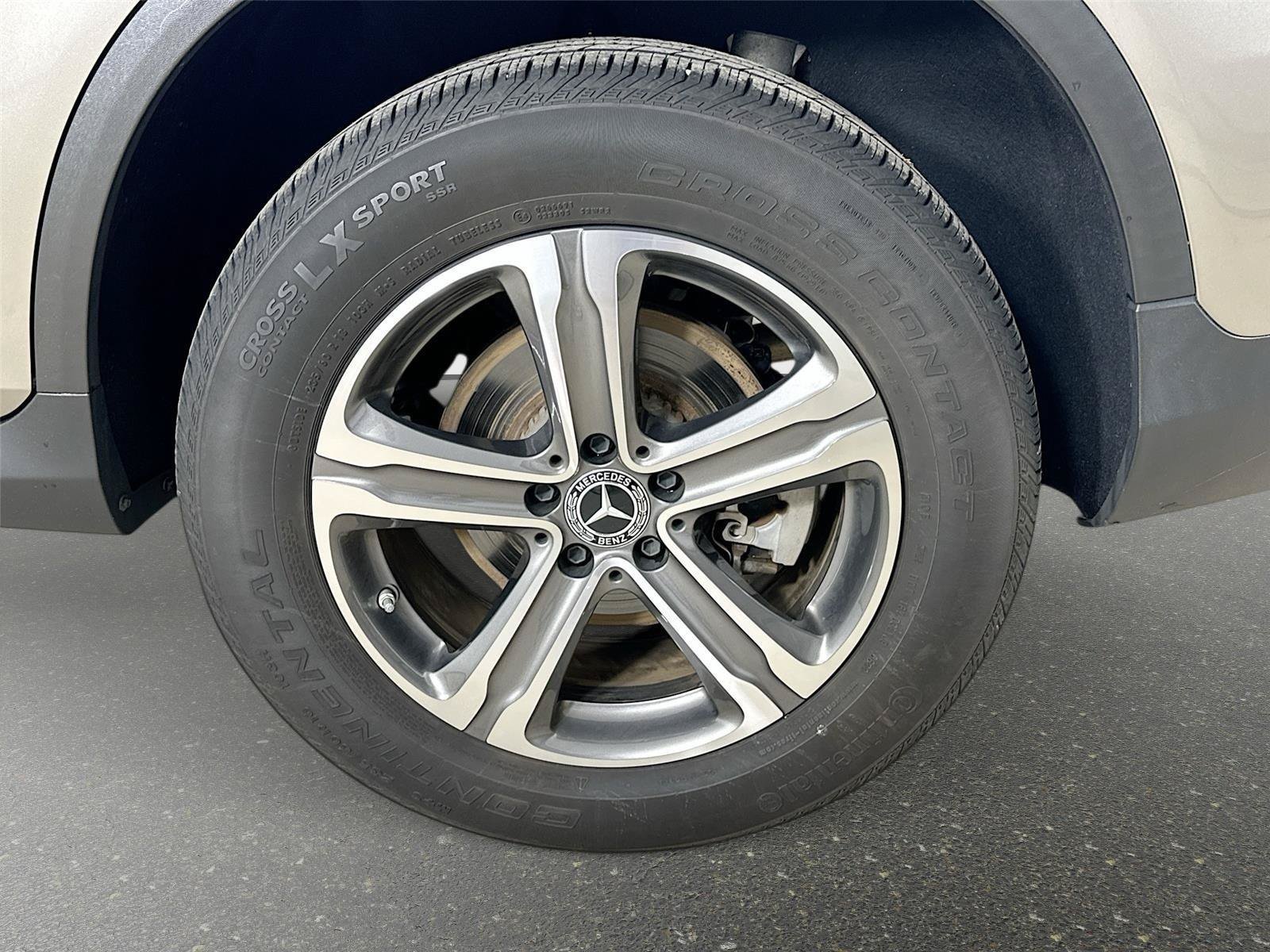 Certified 2022 Mercedes-Benz GLC 300 4MATIC w/ Premium Package Lite image 6