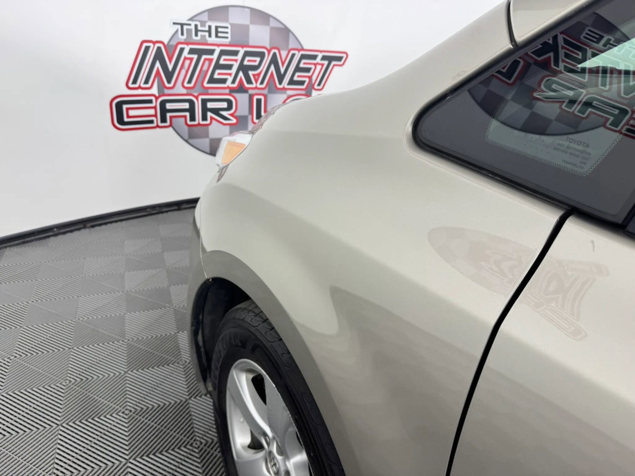 Used 2015 Toyota Sienna LE image 16