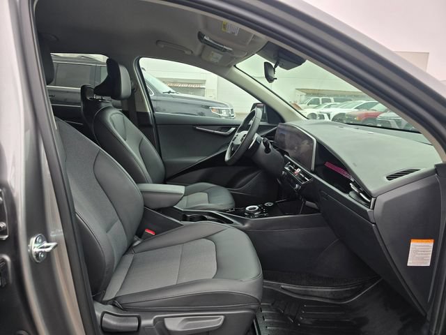 Certified 2024 Kia Niro Wind w/ Wind Preserve Package FWD image 13