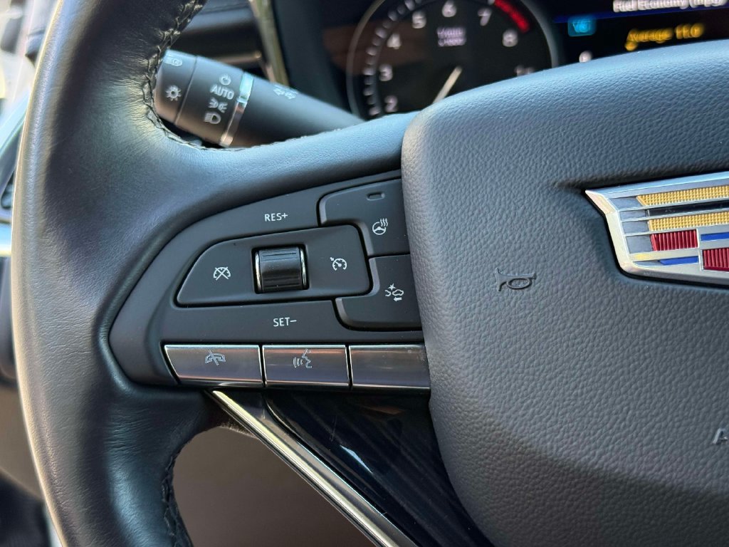 Used 2024 Cadillac XT6 Premium Luxury w/ Technology Package AWD/4WD image 33
