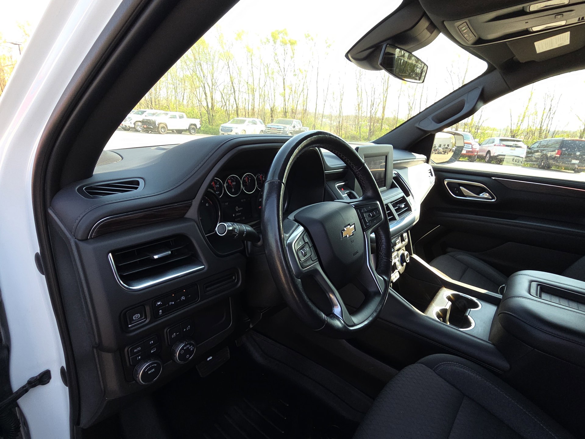 Used 2023 Chevrolet Tahoe LS image 14