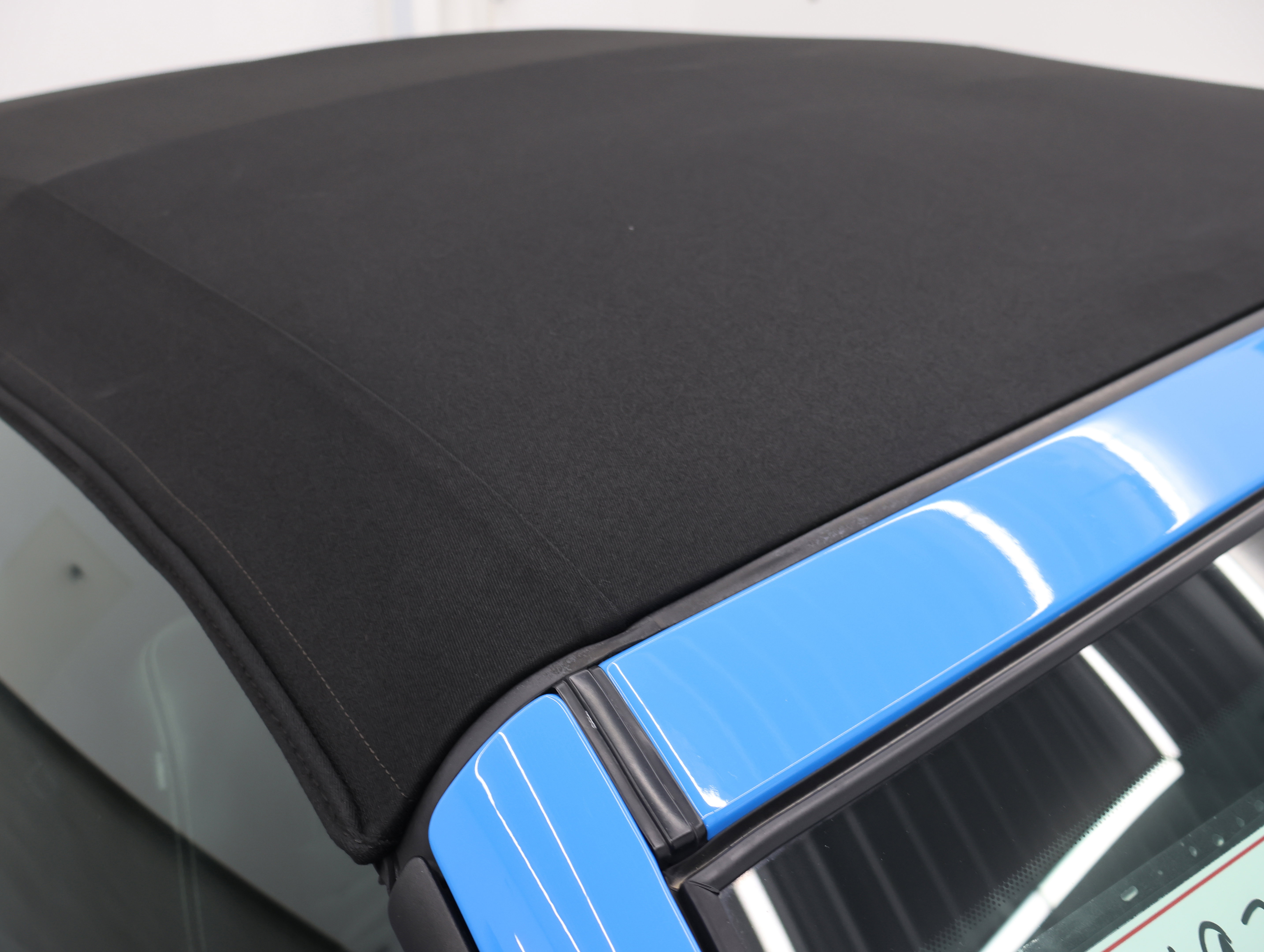Used 2010 Ford Mustang GT Premium RWD image 4