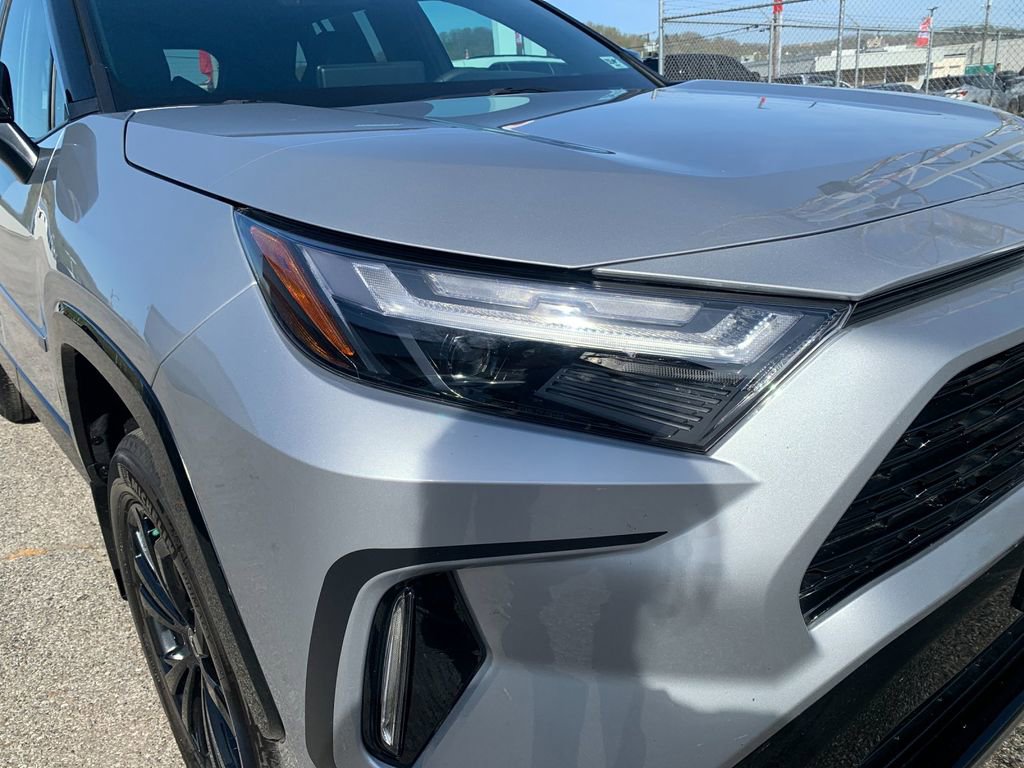 Used 2024 Toyota RAV4 XSE w/ Weather Package AWD/4WD image 35