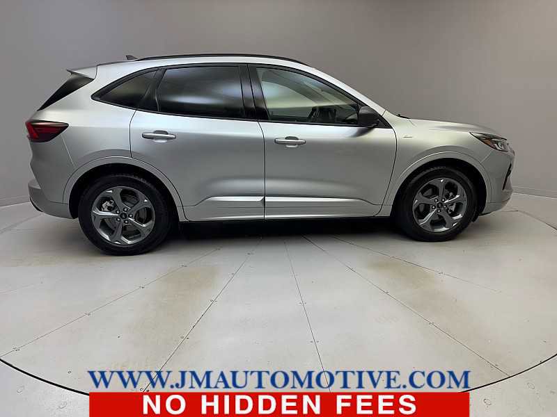 Used 2023 Ford Escape ST-Line w/ Tech Pack #1 image 6