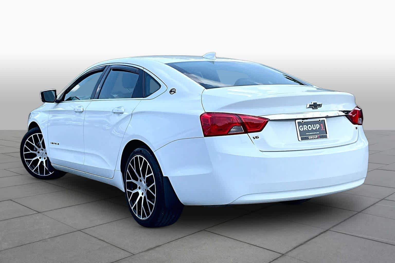 Used 2018 Chevrolet Impala LT w/ LT Leather Package FWD image 12