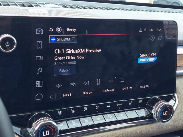 Used 2023 GMC Canyon Denali image 12