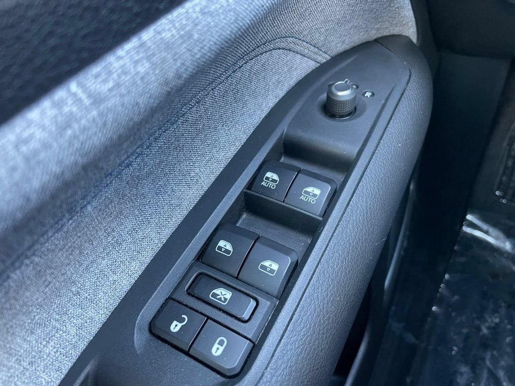 Used 2024 Jeep Compass Latitude AWD/4WD image 28