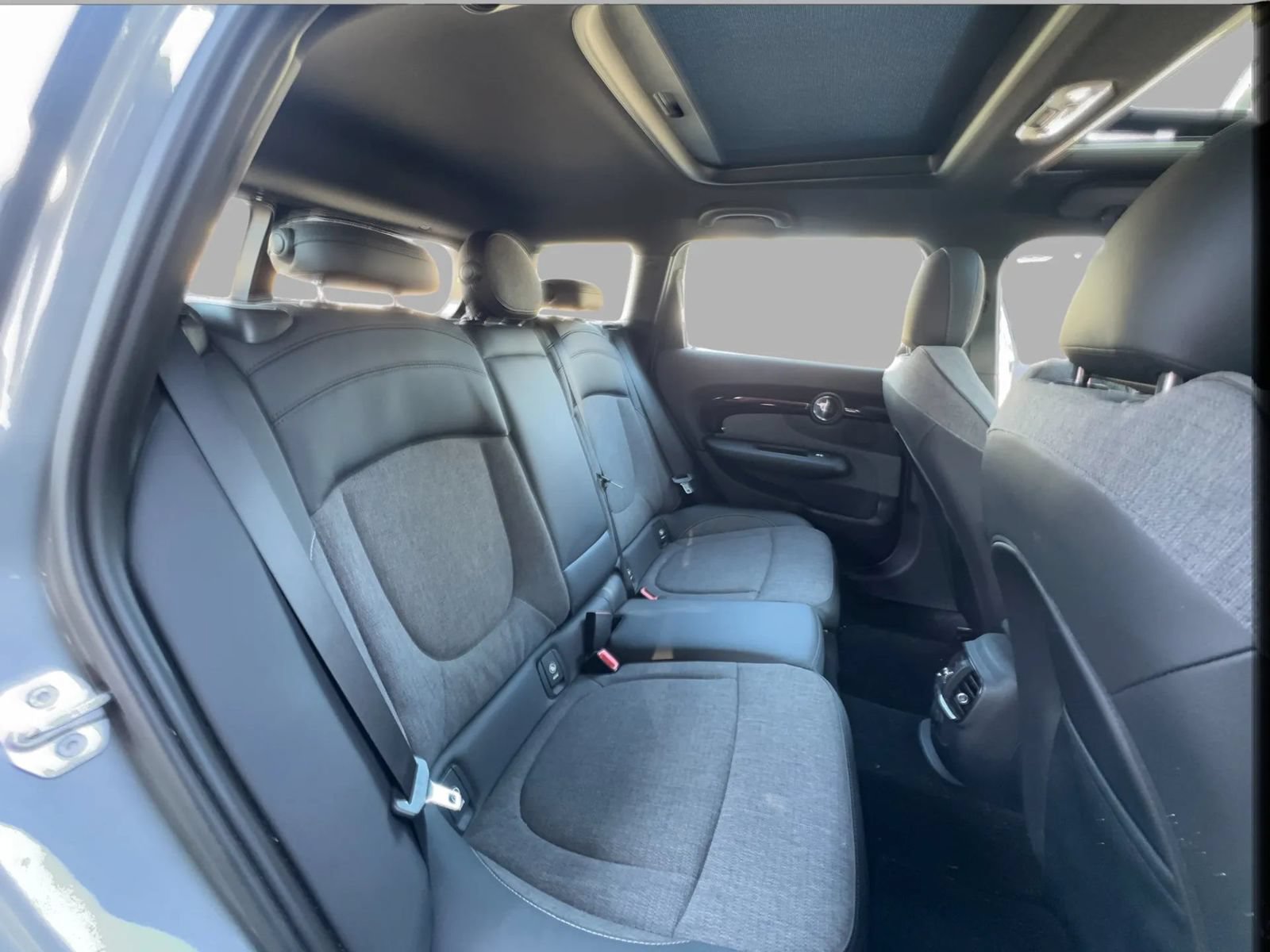 Used 2016 MINI Cooper Clubman FWD image 31