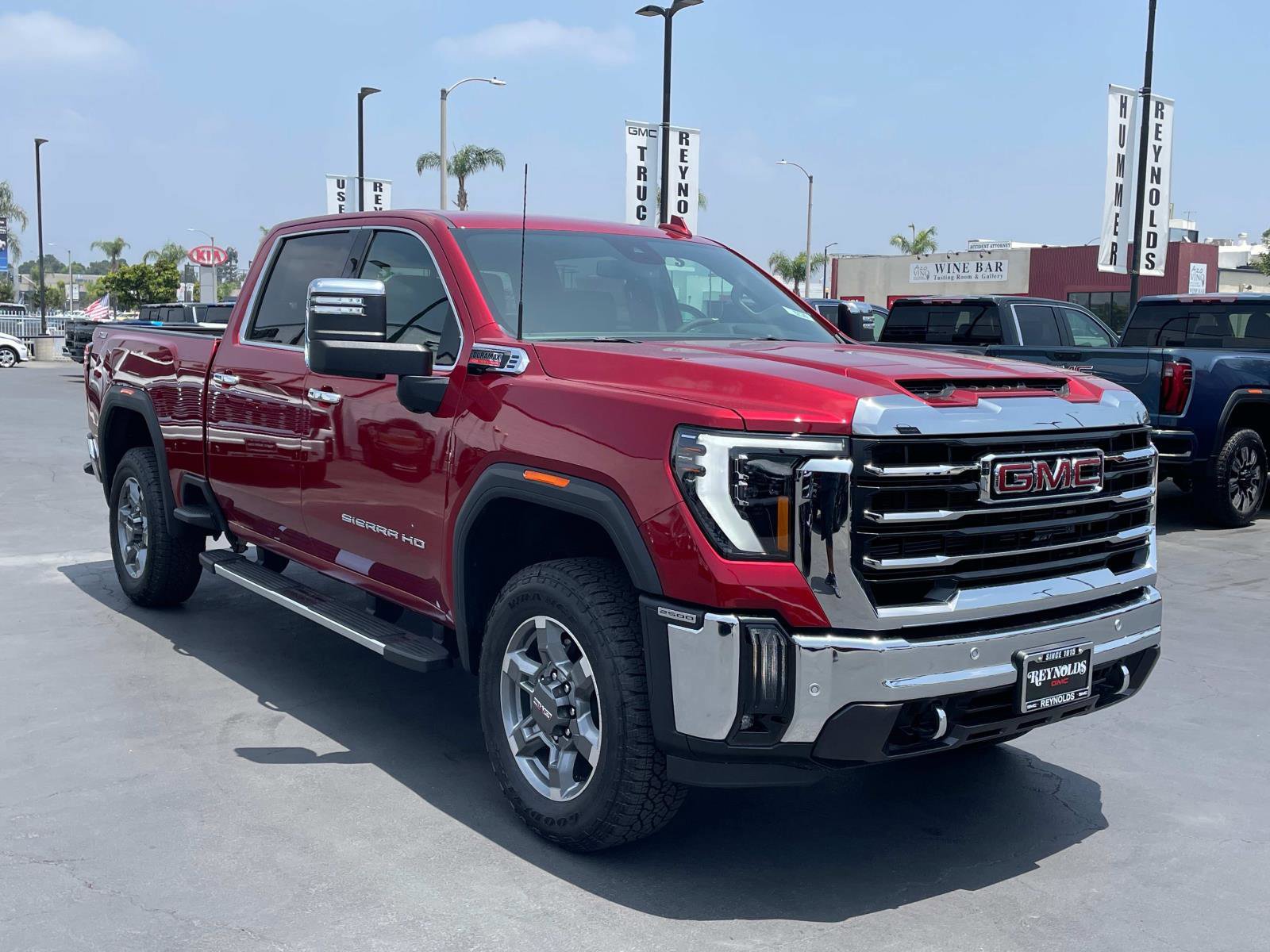 New 2025 GMC Sierra 2500 SLT w/ SLT Premium Package image 3