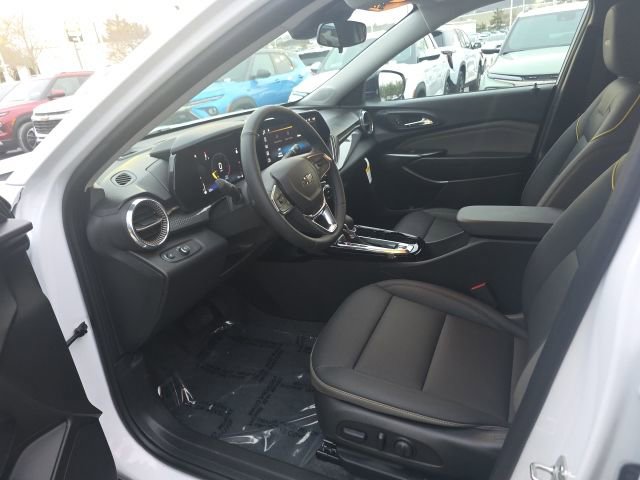 Used 2026 Chevrolet Trax ACTIV w/ Sunroof Package image 13