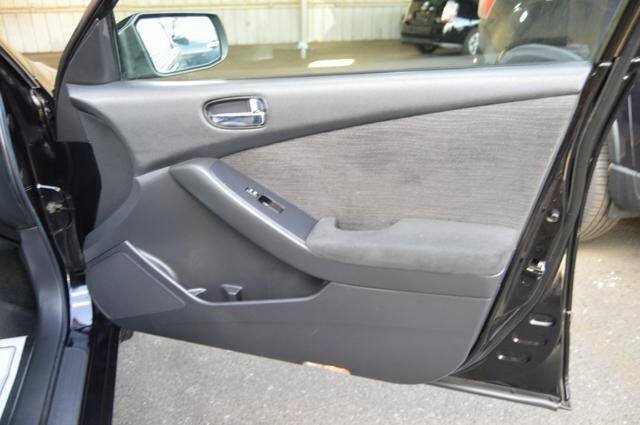Used 2010 Nissan Altima 2.5 S FWD image 25