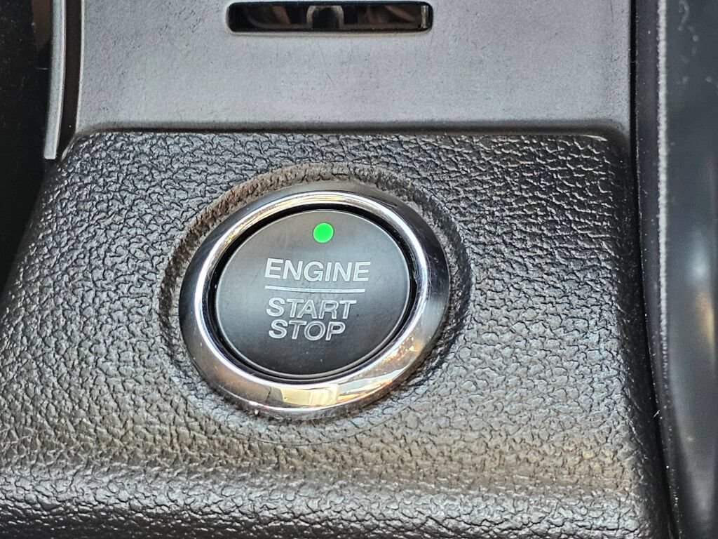 Used 2019 Ford F150 Lariat w/ Equipment Group 502A Luxury AWD/4WD image 34