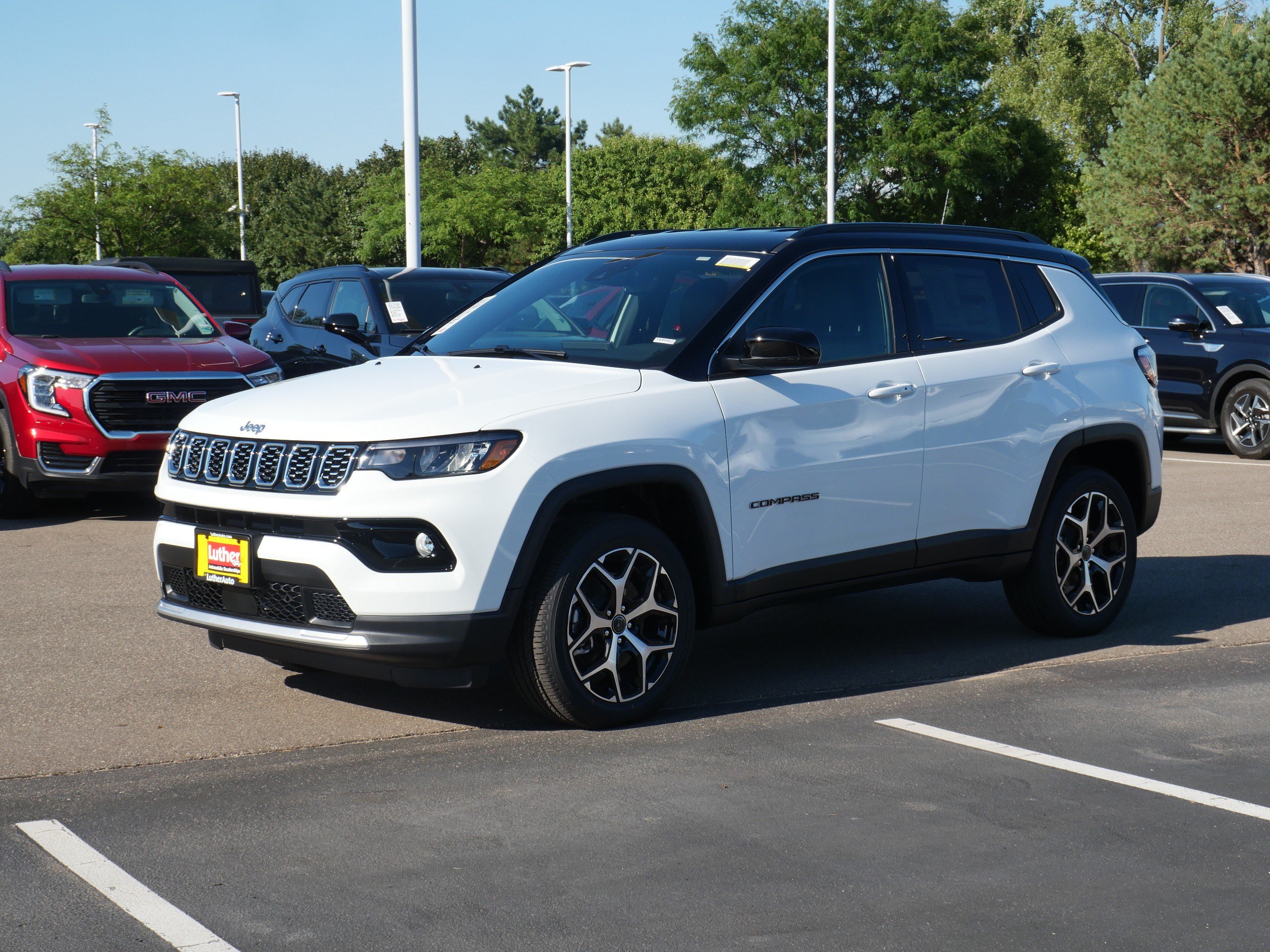 New 2026 Jeep Compass Limited w/ Sun, Sound & Navigation Group AWD/4WD image 24