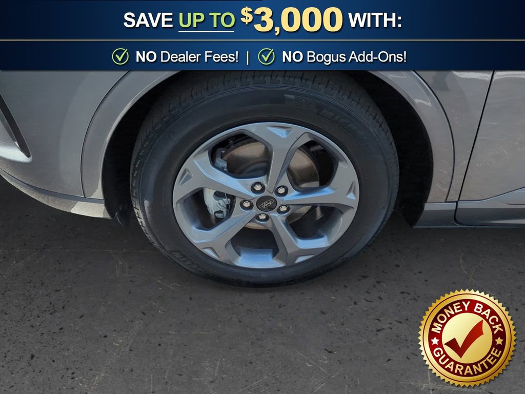 Used 2024 Ford Escape ST-Line w/ Tech Pack #1 FWD image 13