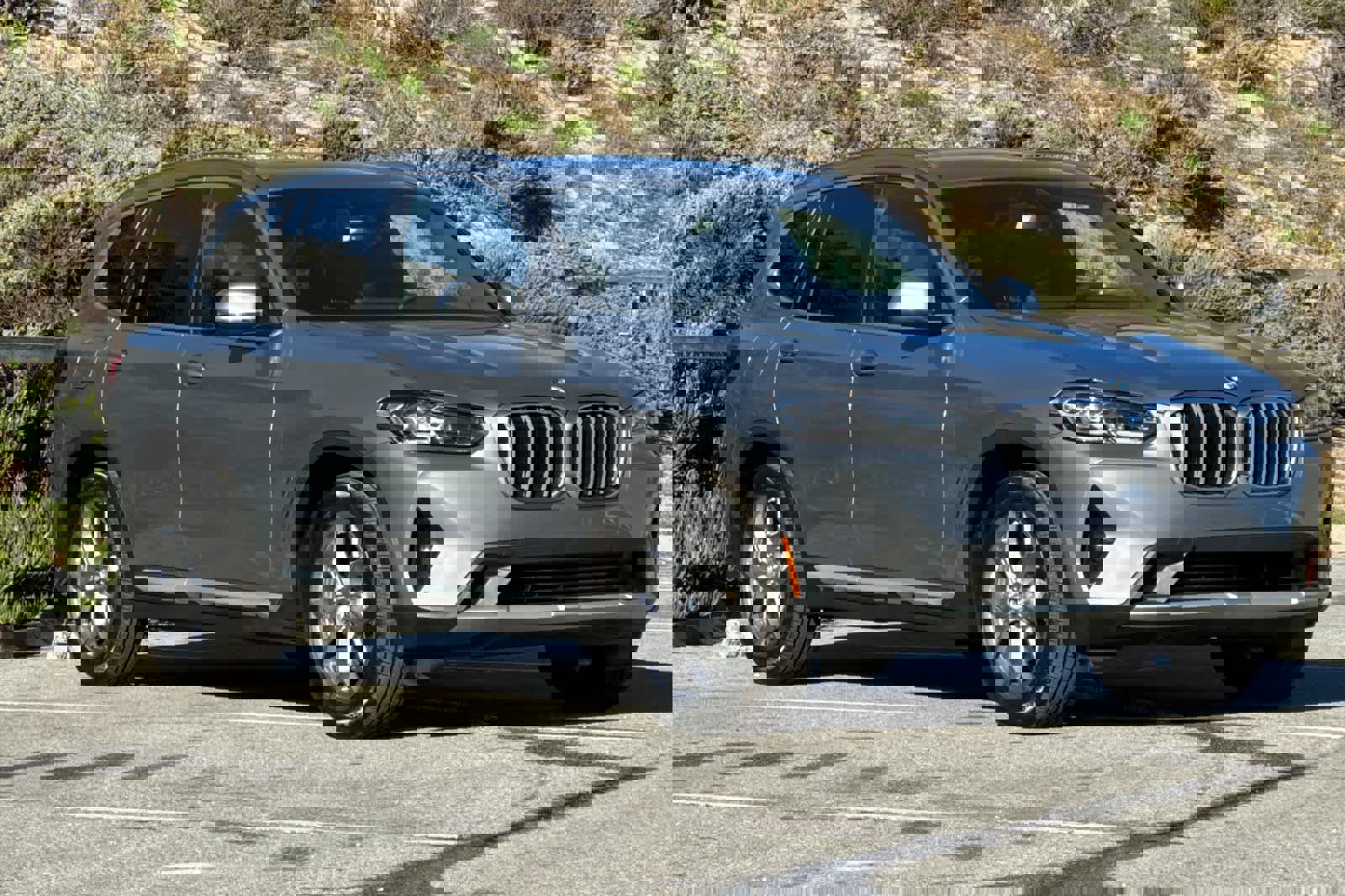 Certified 2023 BMW X3 xDrive30i w/ Premium Package image 6