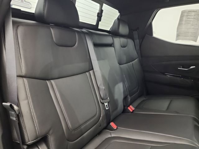 Used 2023 Hyundai Santa Cruz Limited image 34