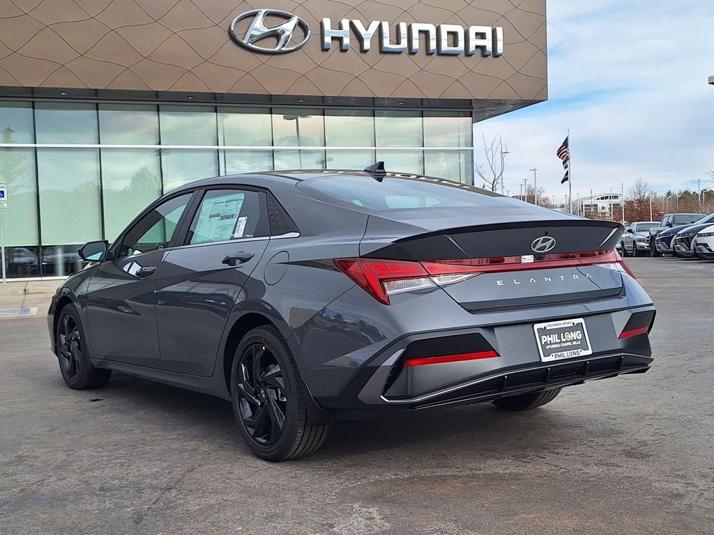New 2026 Hyundai Elantra SEL Sport image 5