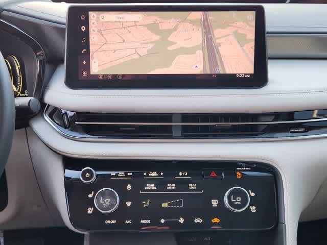 Certified 2027 INFINITI QX60 Luxe w/ Cargo Package FWD image 17