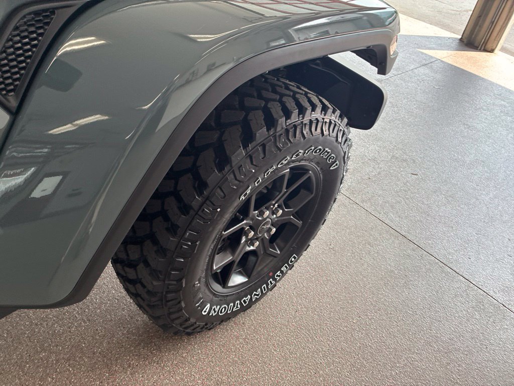 New 2026 Jeep Gladiator Sport AWD/4WD image 30