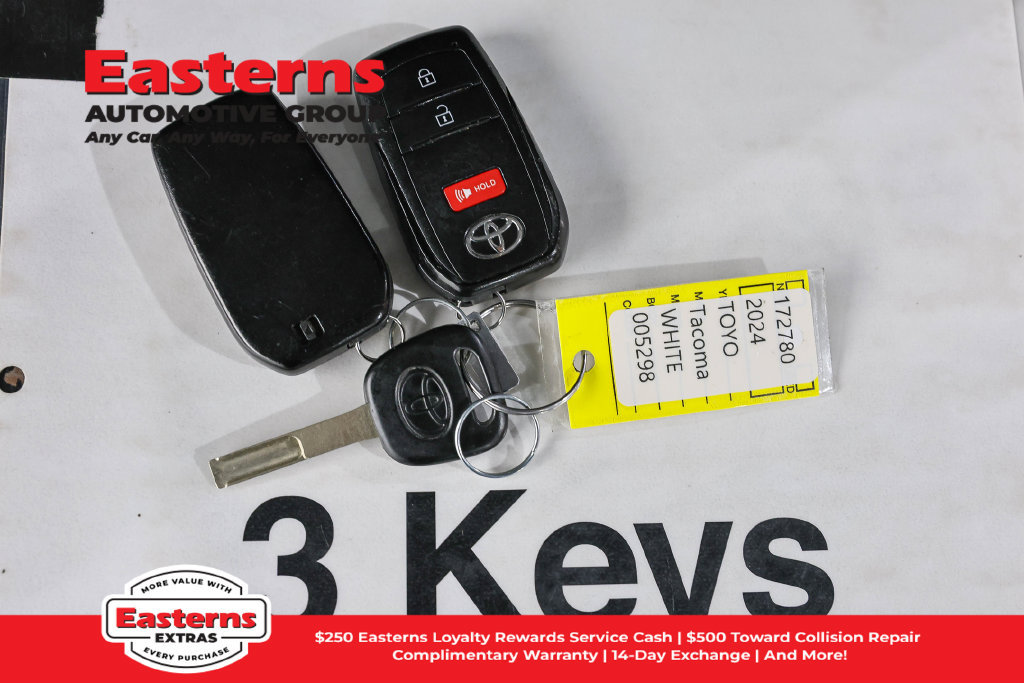 Used 2024 Toyota Tacoma SR RWD image 22