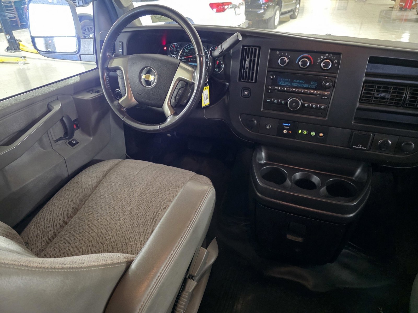 Used 2018 Chevrolet Express 2500 LS w/ Driver Convenience Package image 16