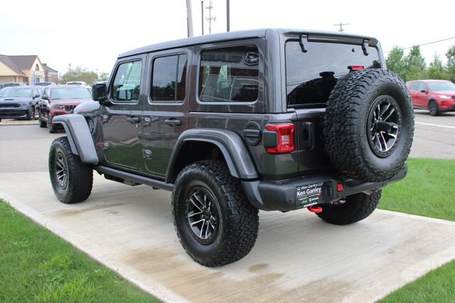 New 2027 Jeep Wrangler Unlimited Rubicon AWD/4WD image 35