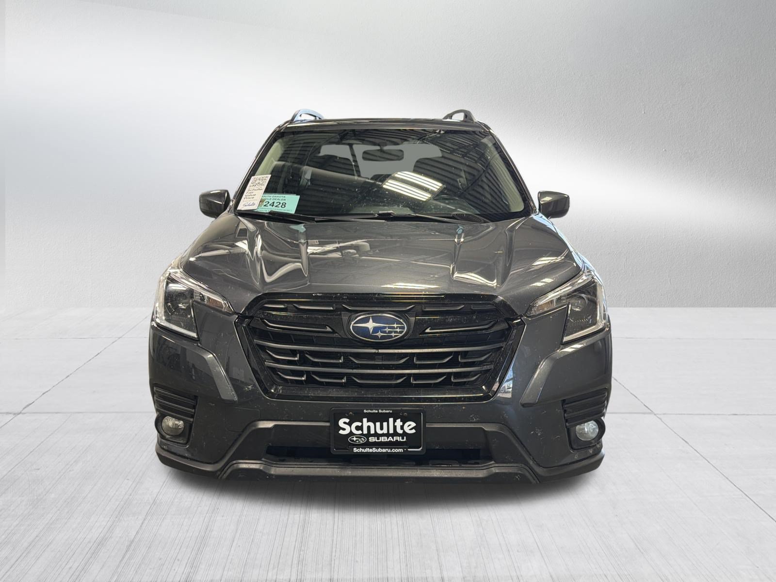 Used 2022 Subaru Forester Premium AWD/4WD image 2