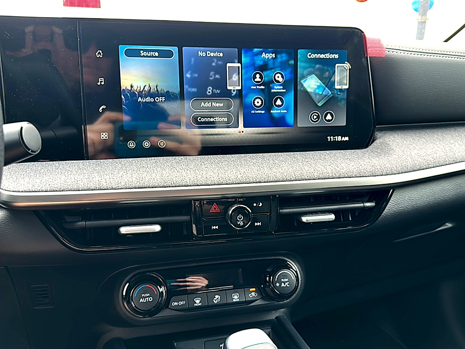 New 2026 Nissan Kicks SV image 21