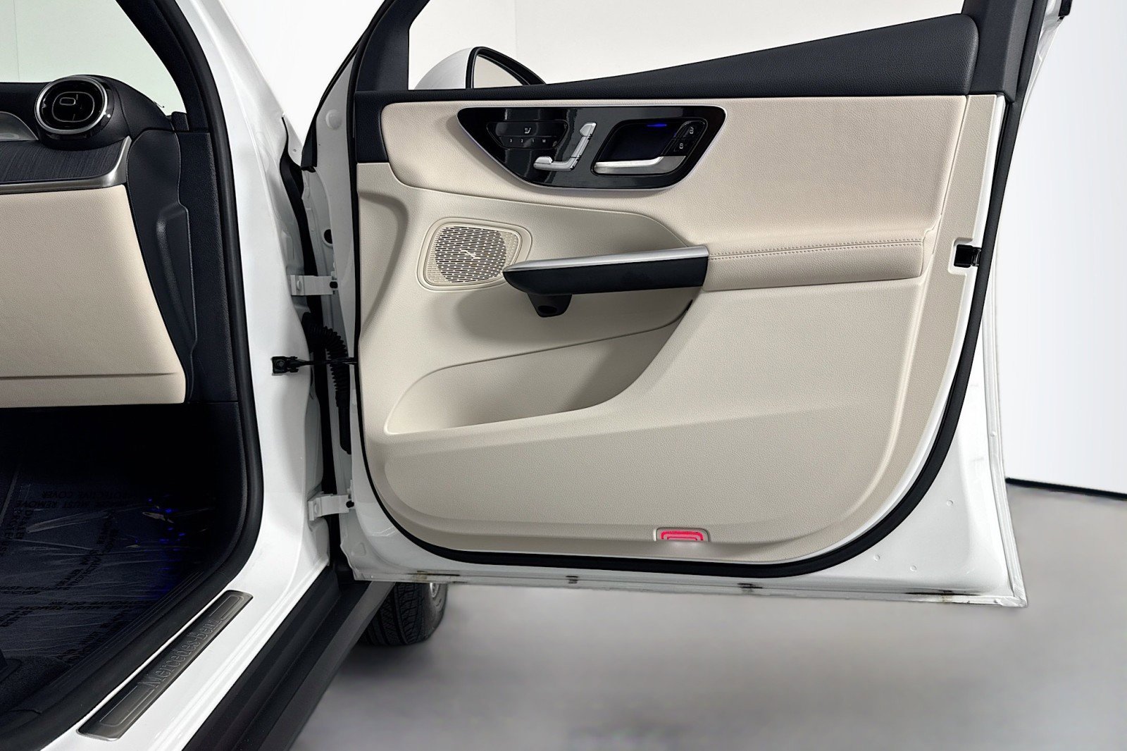 Certified 2026 Mercedes-Benz GLC 300 GLC 300 image 23