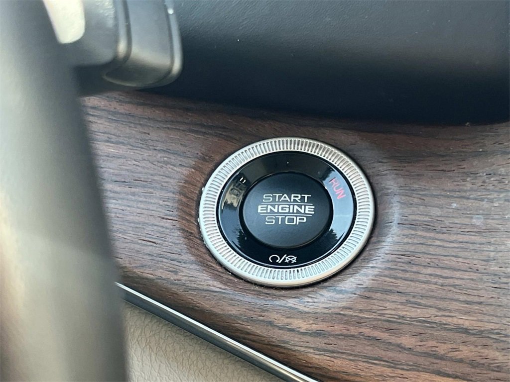 Used 2022 Jeep Grand Cherokee Summit w/ Adv Protech Group IV image 27