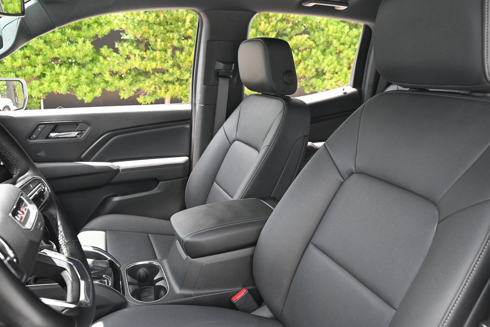 Used 2024 GMC Canyon Elevation w/ Elevation Premium Package RWD image 9