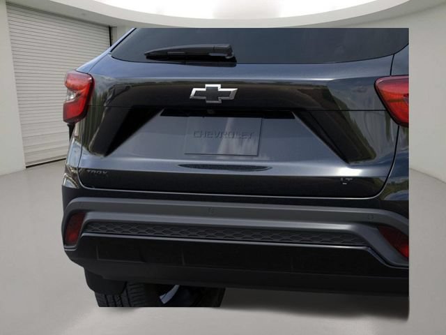 New 2026 Chevrolet Trax LT w/ Driver Confidence Package FWD image 14