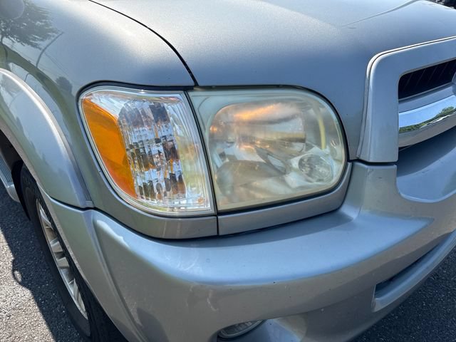 Used 2005 Toyota Sequoia Limited AWD/4WD image 12