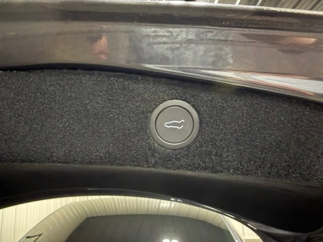 Used 2024 Tesla Model 3 Performance AWD/4WD image 22