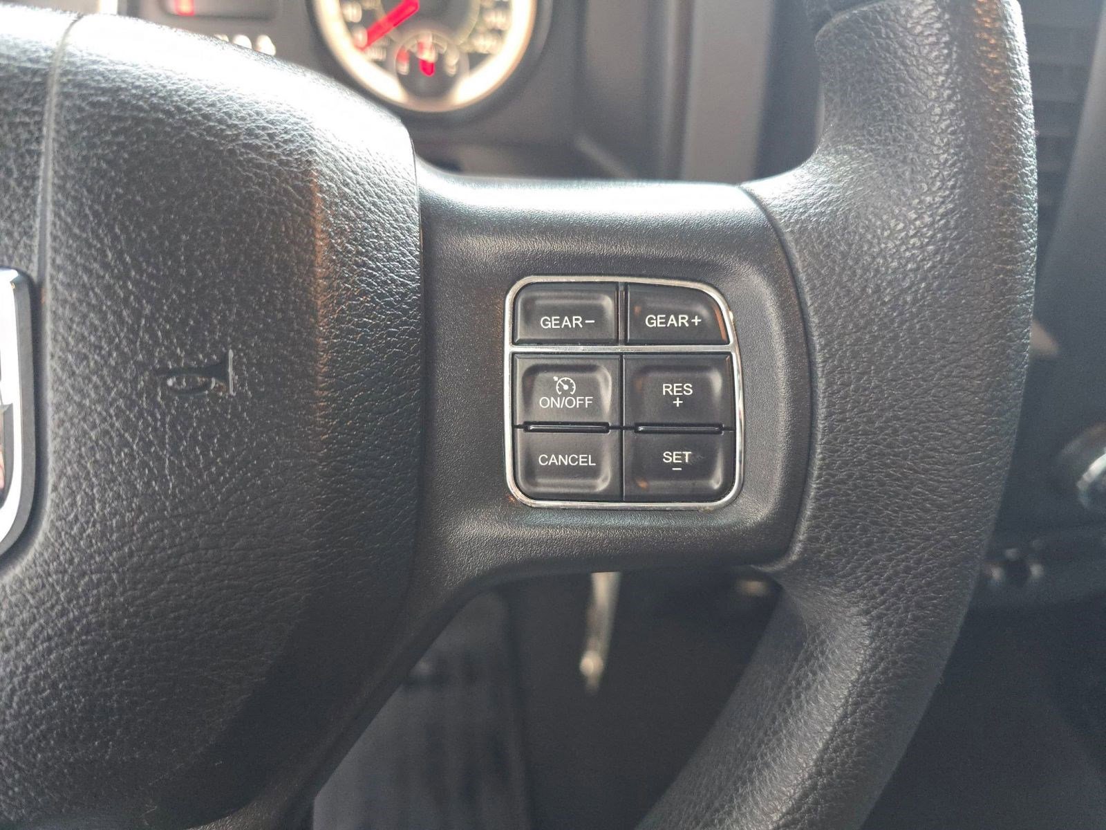 Used 2018 RAM 1500 Express image 17