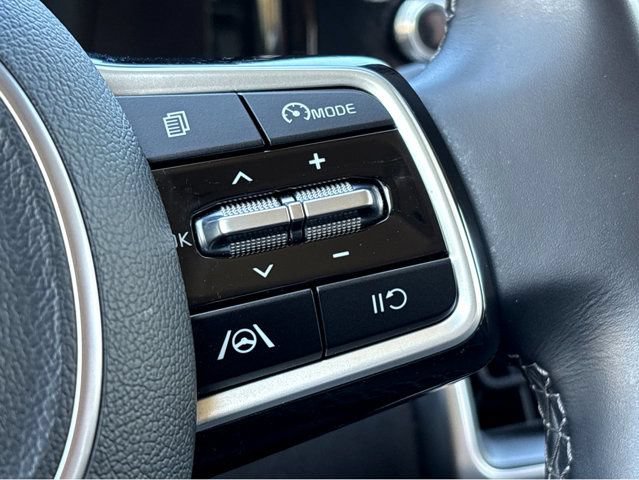 Used 2022 Kia Sorento S AWD/4WD image 11