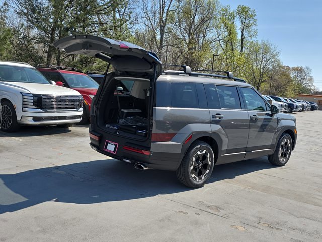 New 2026 Hyundai Santa Fe SEL image 2