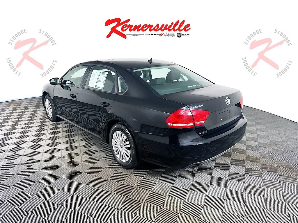 Used 2014 Volkswagen Passat 1.8T S image 5