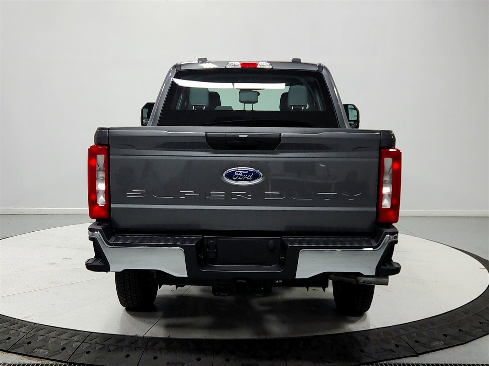 New 2025 Ford F250 XL w/ XL Chrome Package image 7