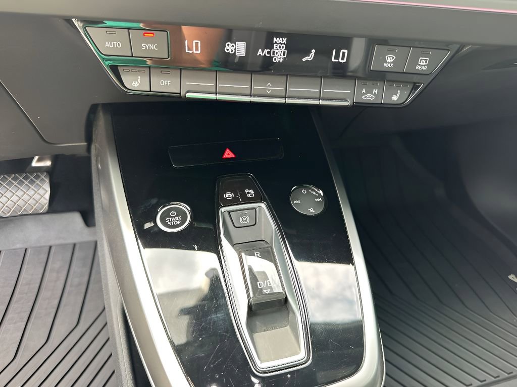 Used 2023 Audi Q4 e-tron Premium Plus w/ Premium Plus image 25