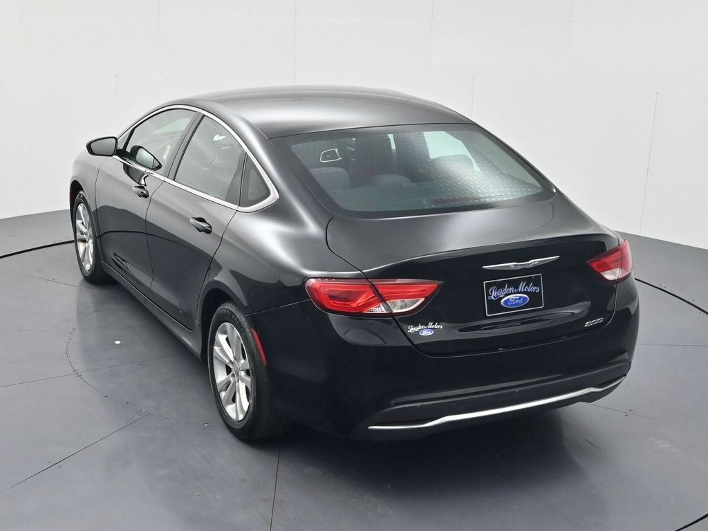 Used 2015 Chrysler 200 Limited FWD image 41