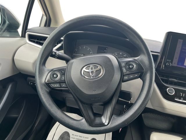 Used 2023 Toyota Corolla LE image 12
