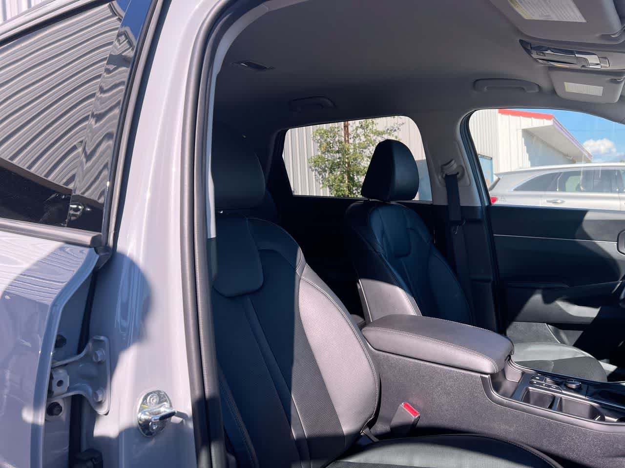 Certified 2024 Kia Sorento X-Line EX AWD/4WD image 28