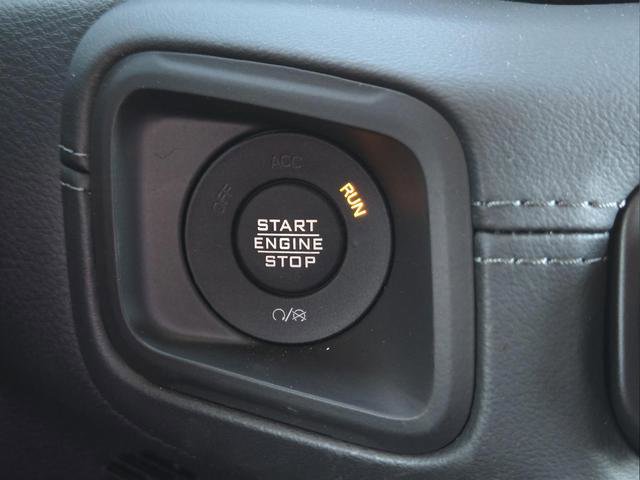 New 2026 Jeep Wrangler Unlimited Sahara AWD/4WD image 11