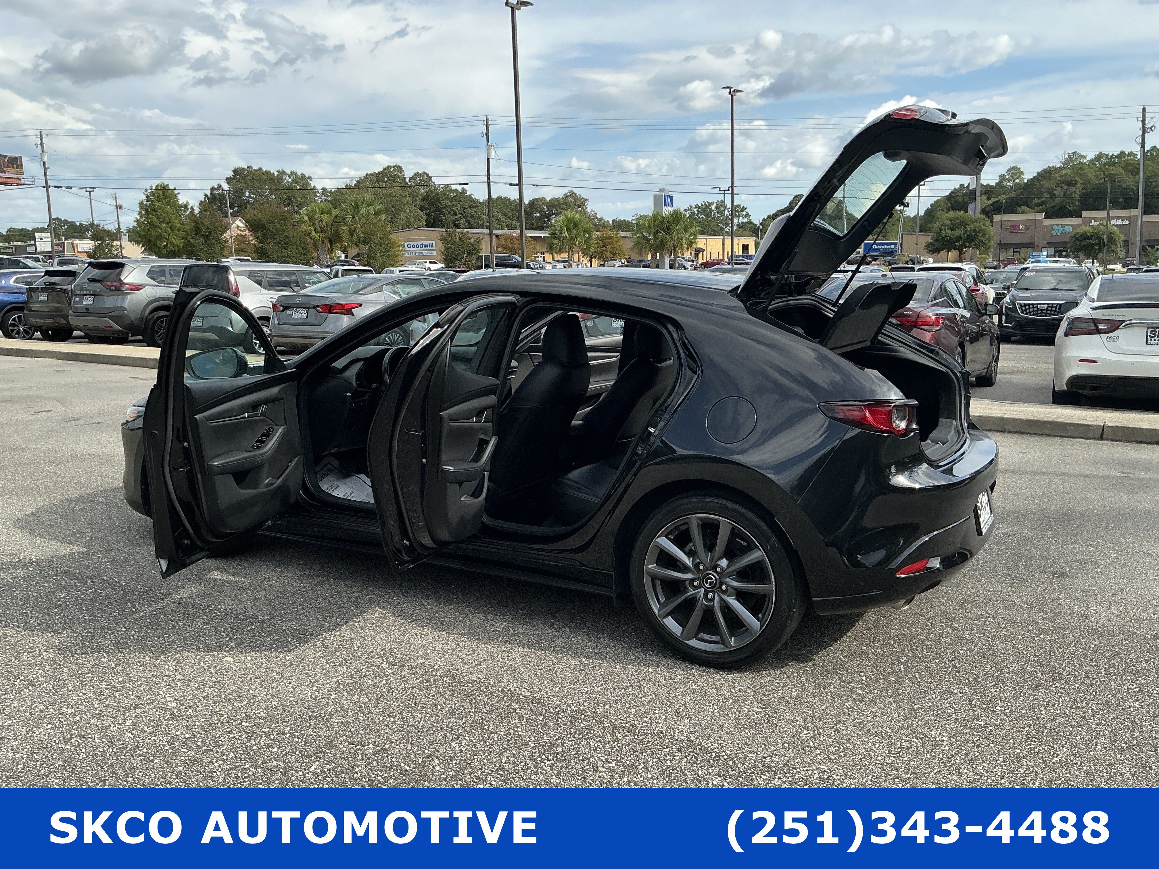 Used 2021 MAZDA MAZDA3 s FWD image 29